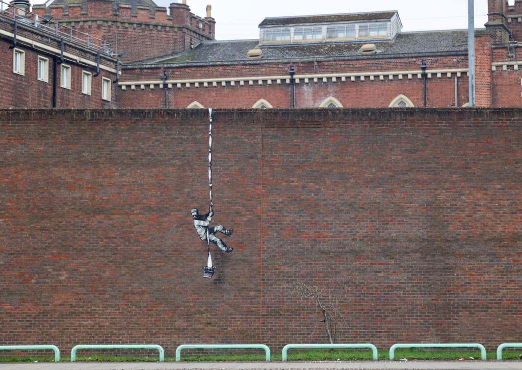 CREATE ESCAPE by Bansky (Street&nbsp;Art)
