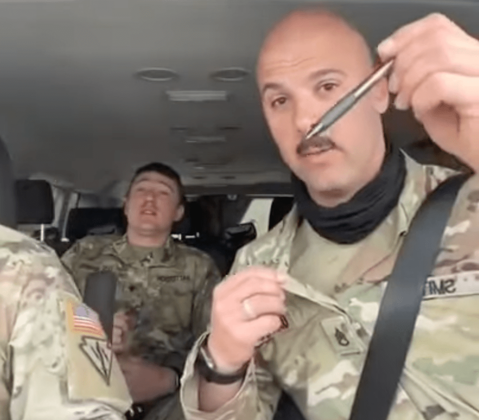 Pen Holder in Jungle Uniform Surprises&nbsp;Marine